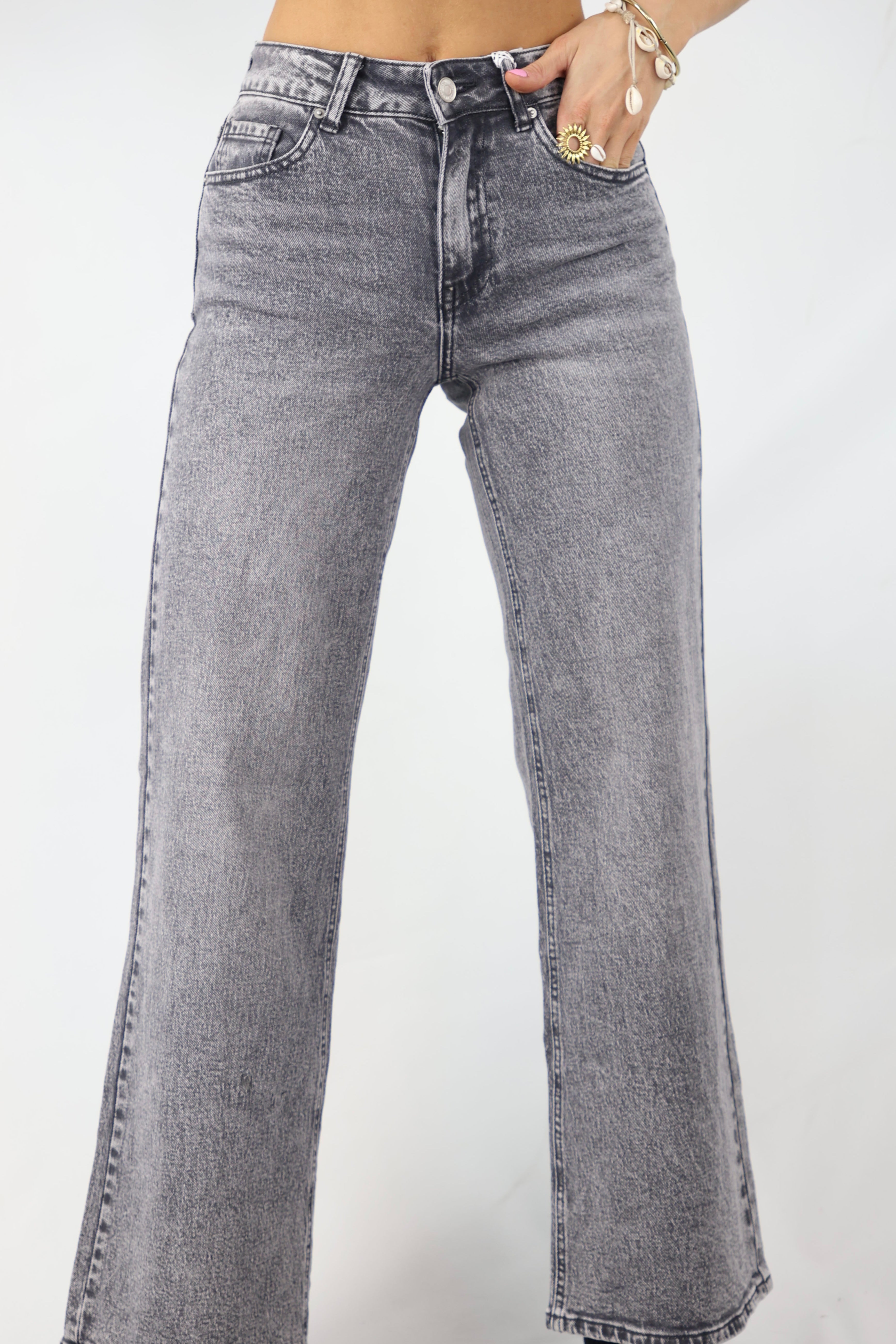 Queen Hearts | The Grey Wide Leg