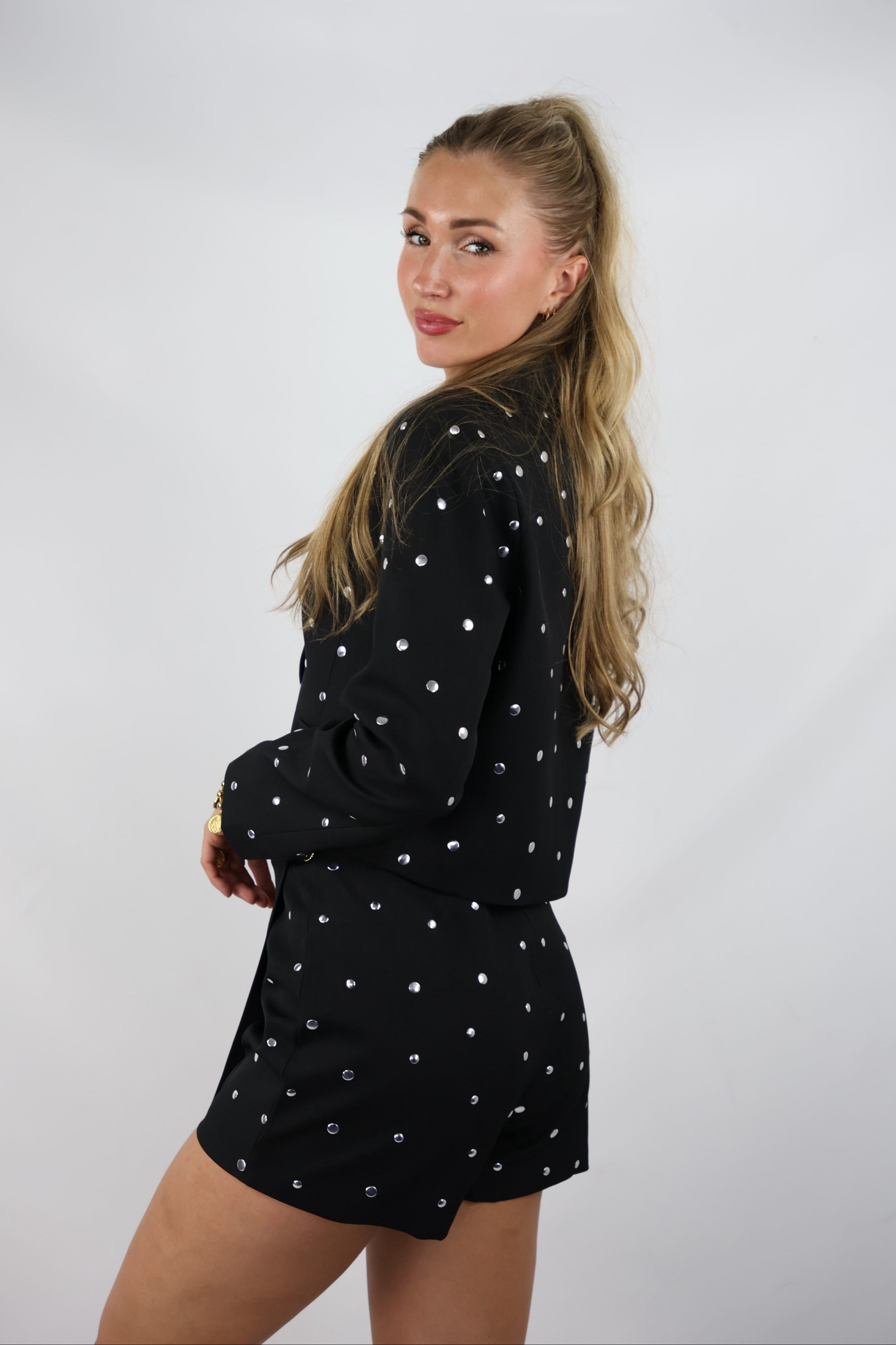 2-Delig Set | Ambika Studio