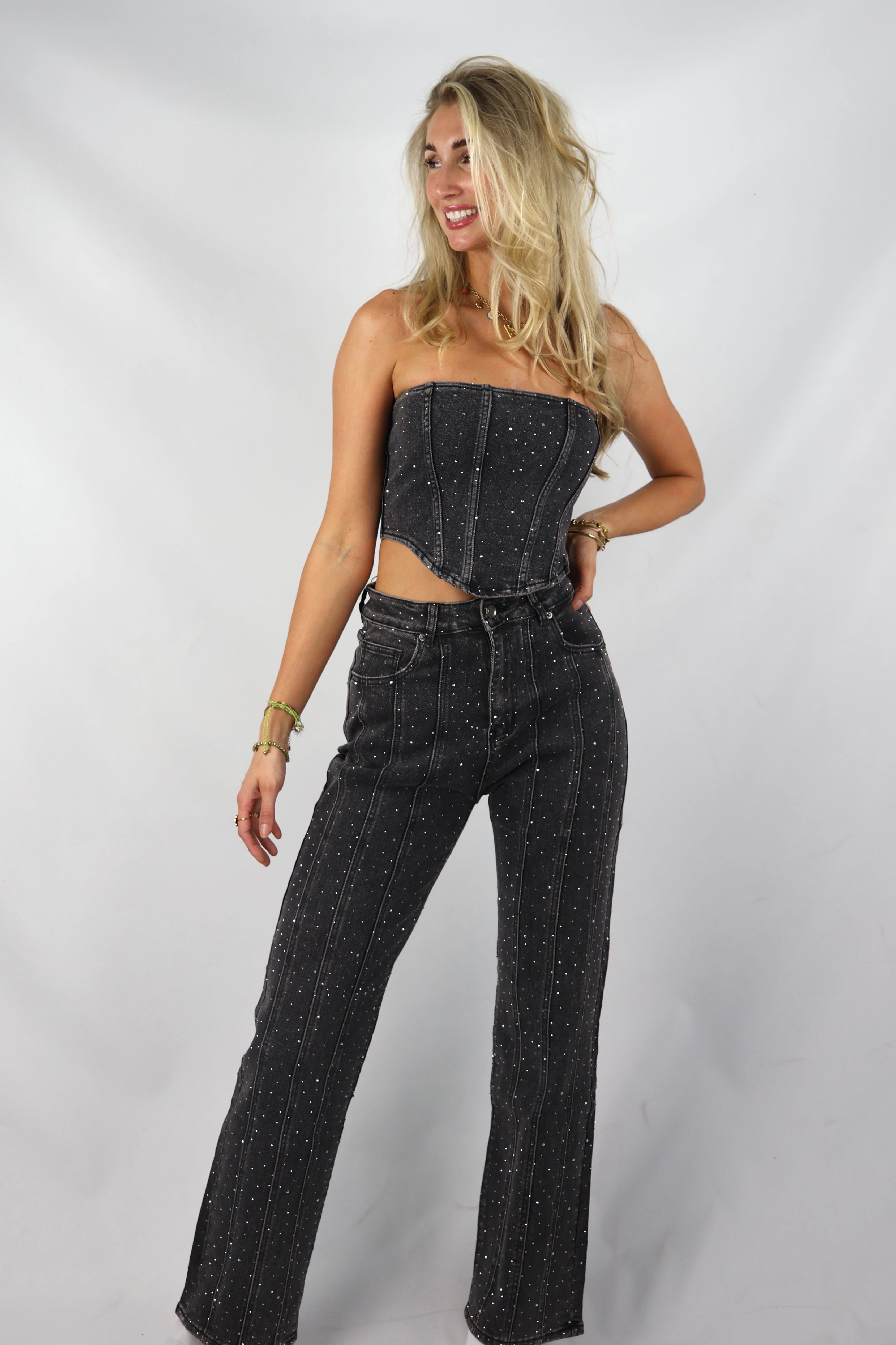 Straight Leg Jeans | Riley