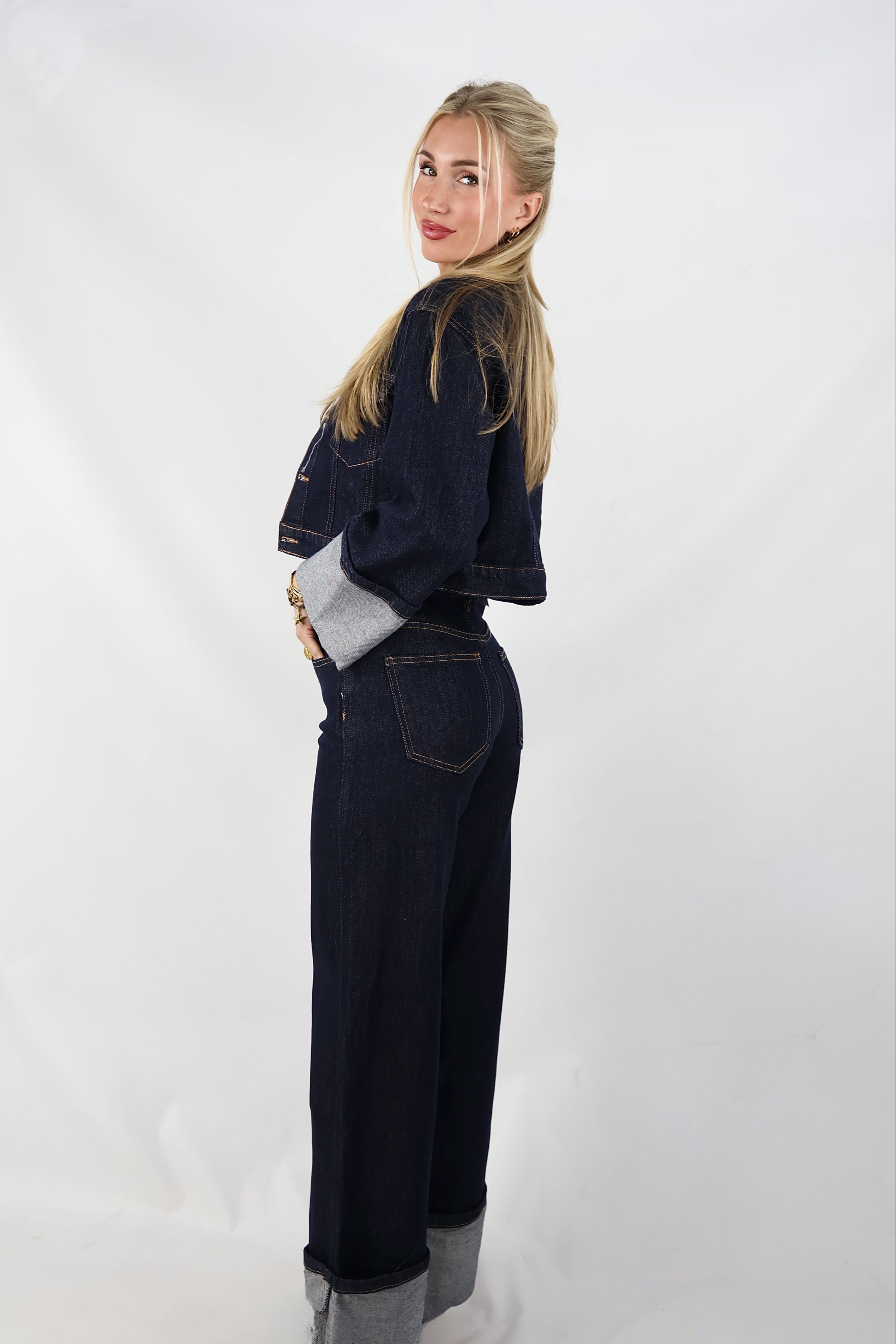 Wide Leg Jeans | Seesee
