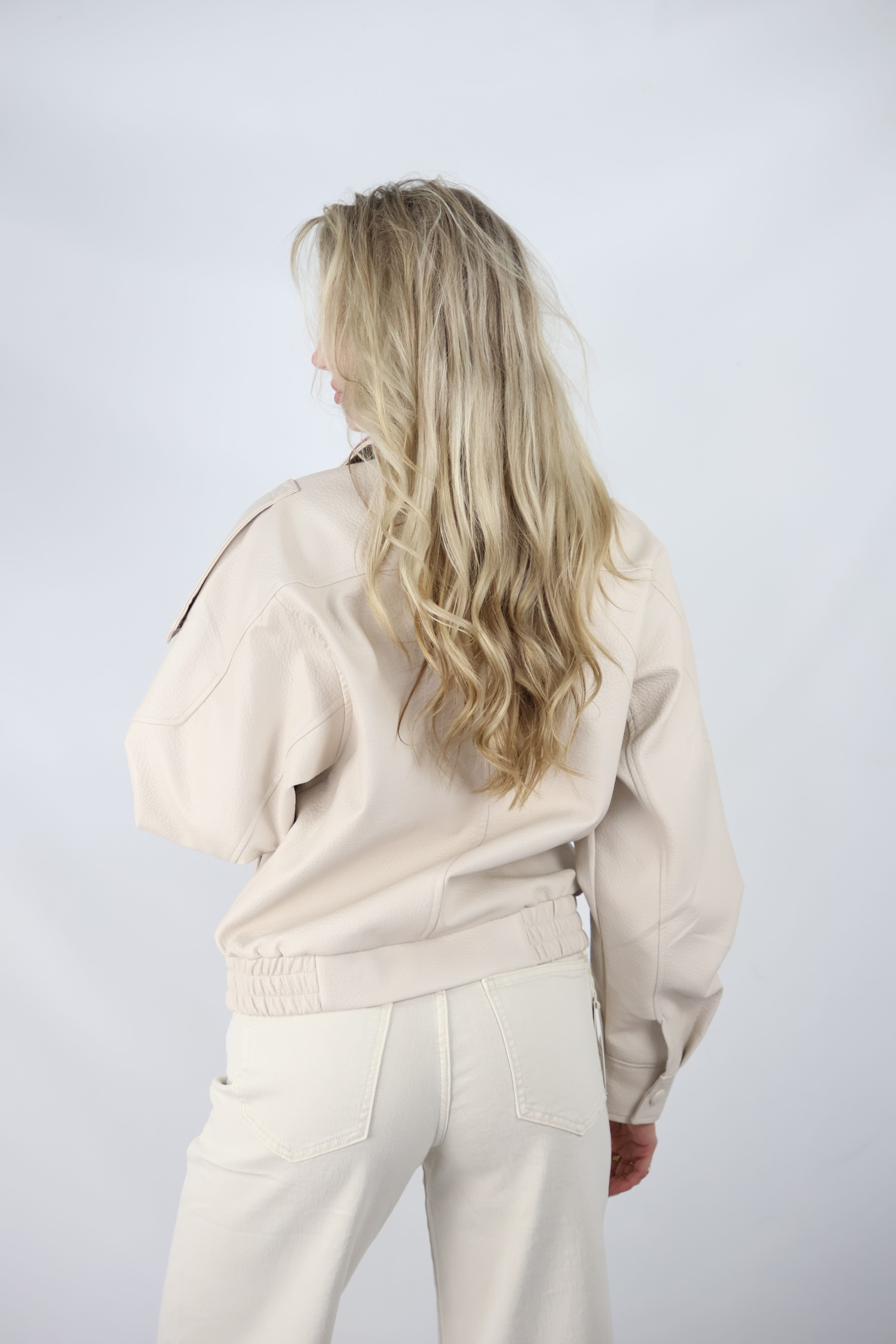 Leather Jack | Neutral