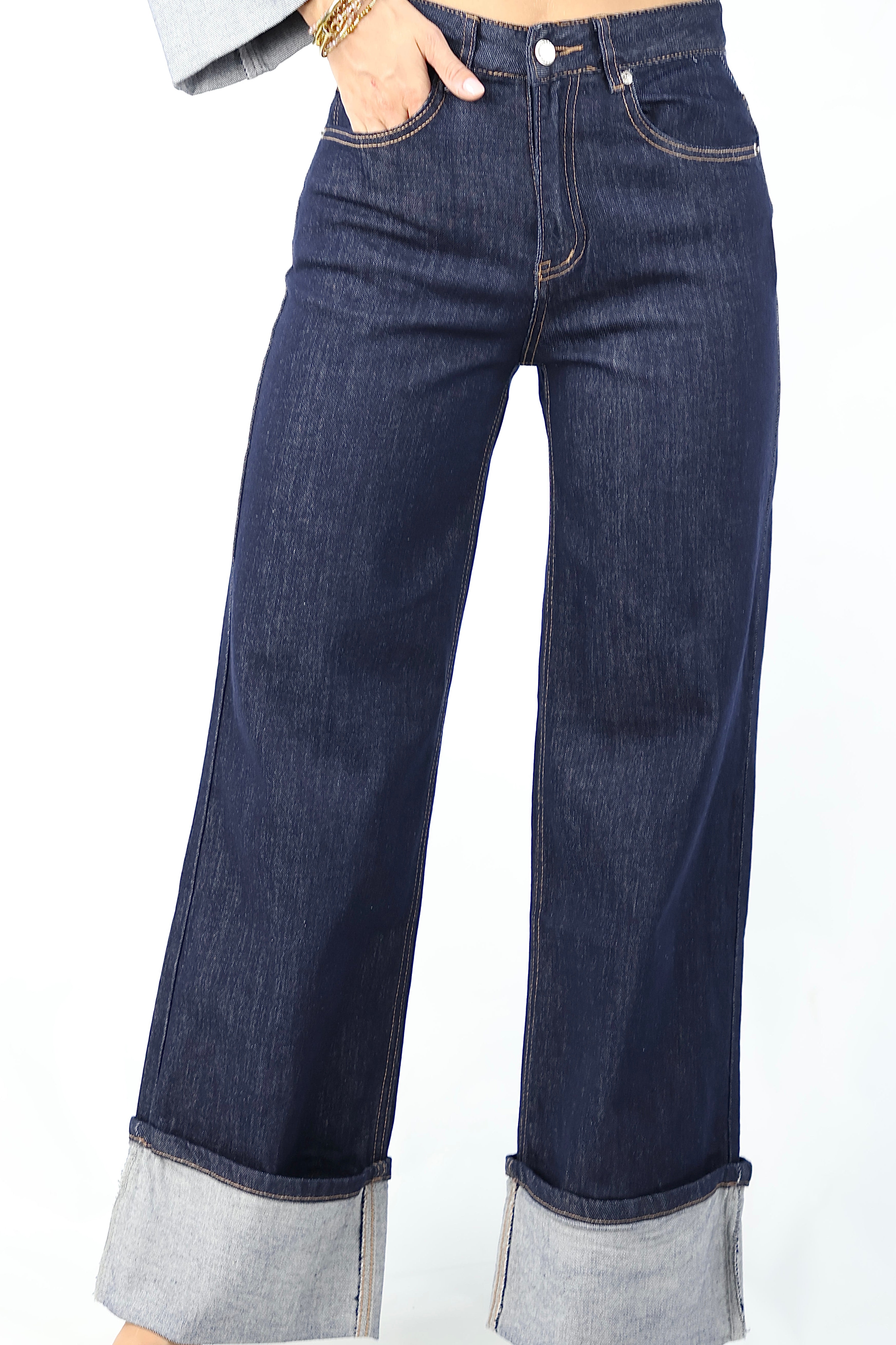 Wide Leg Jeans | Seesee