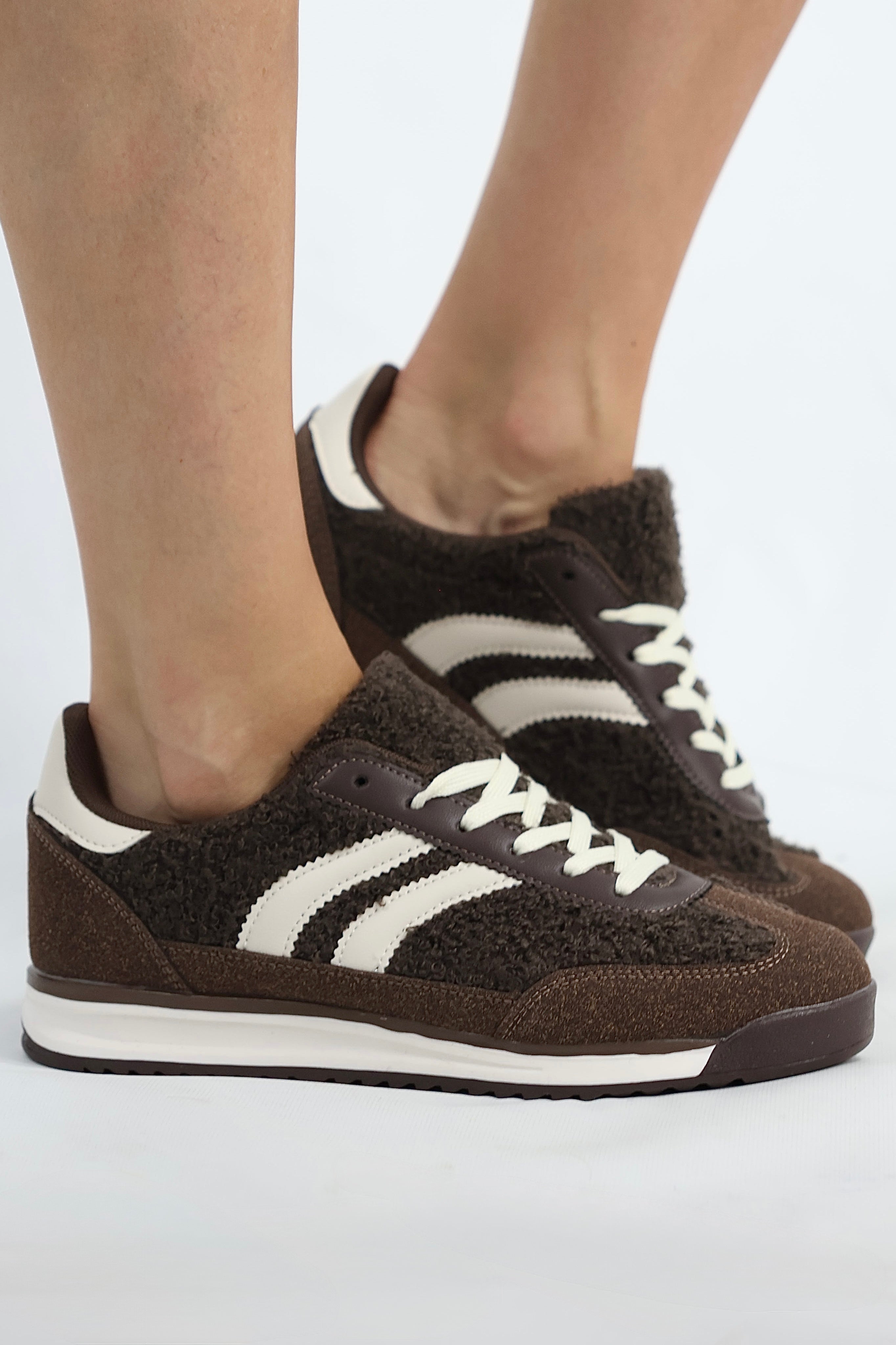 Sneakers | Cece