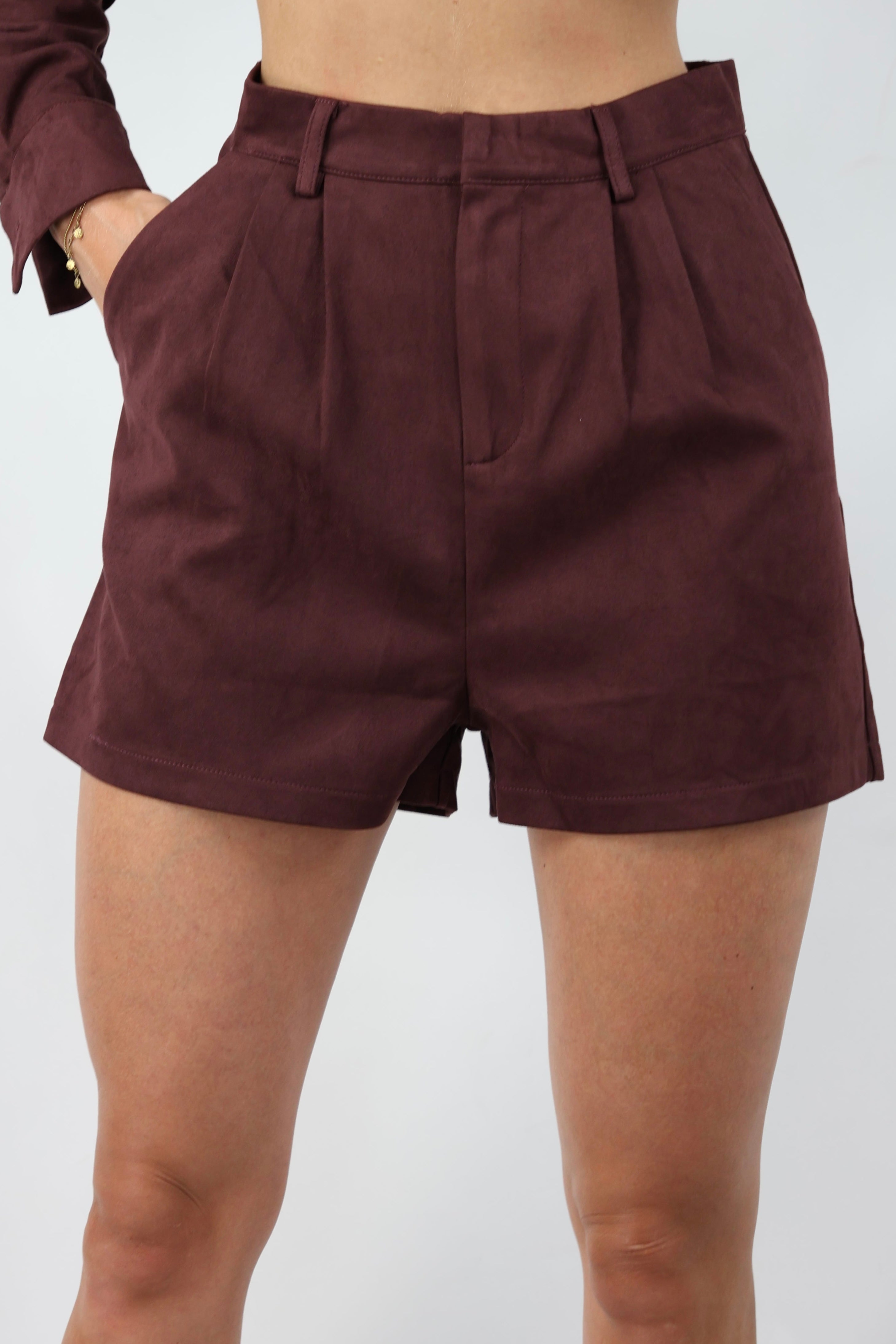 Short Suede | Plum