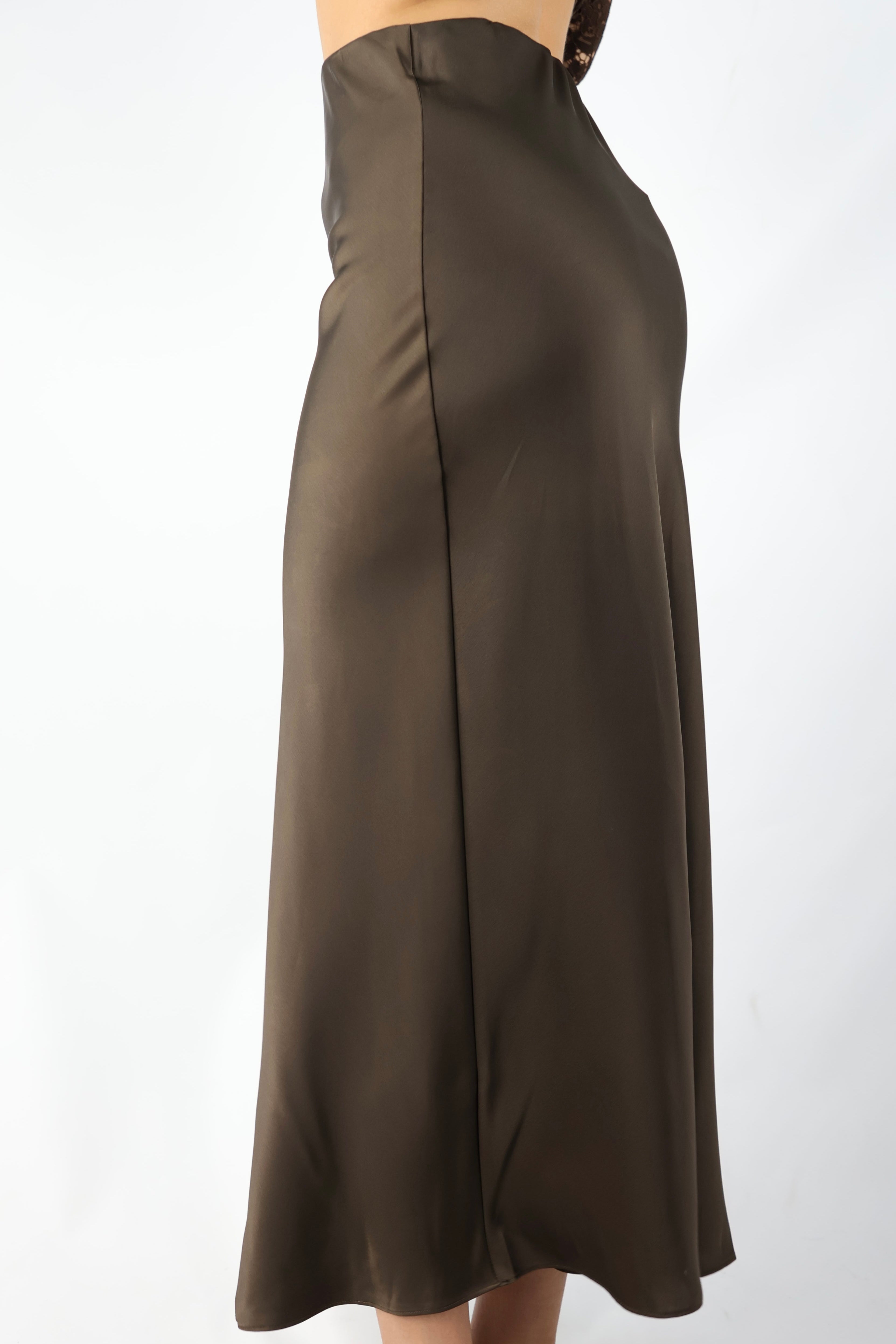 Rok Satin | Elan