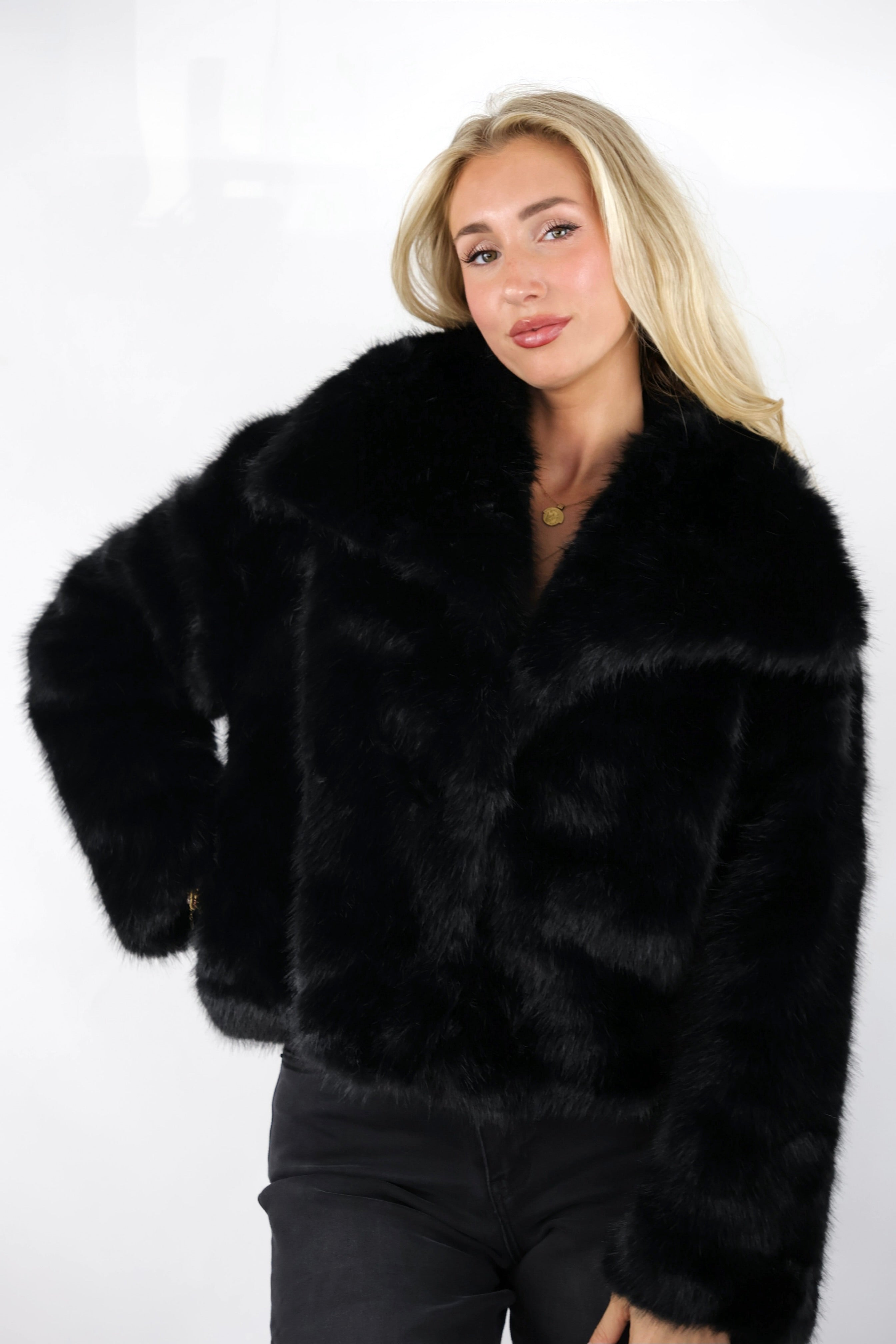 Fake Fur Coat | Luxx